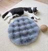 Gray Plush Round Cat Mat - Soft Faux Fur Sleeping Pad (40cm Diameter)