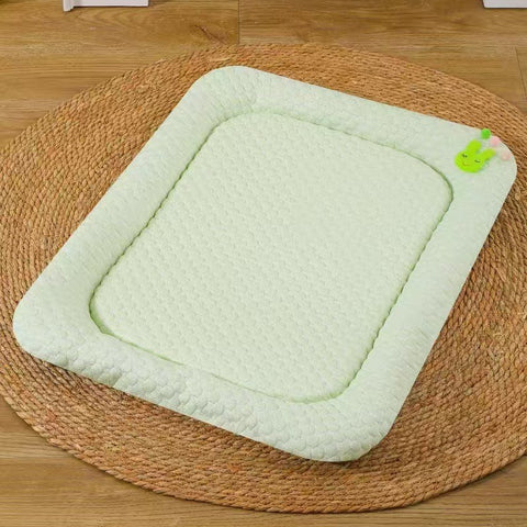 Green Breathable Cooling Pet Mat - Ice Bean Summer Bed for Small Dogs (L : 50x65cm)